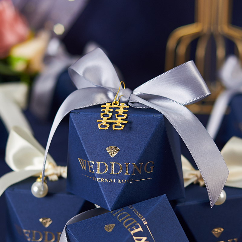 喜糖盒高级感蓝色2024年新款钻石盒爱心型欧式婚礼糖果礼包装纸盒