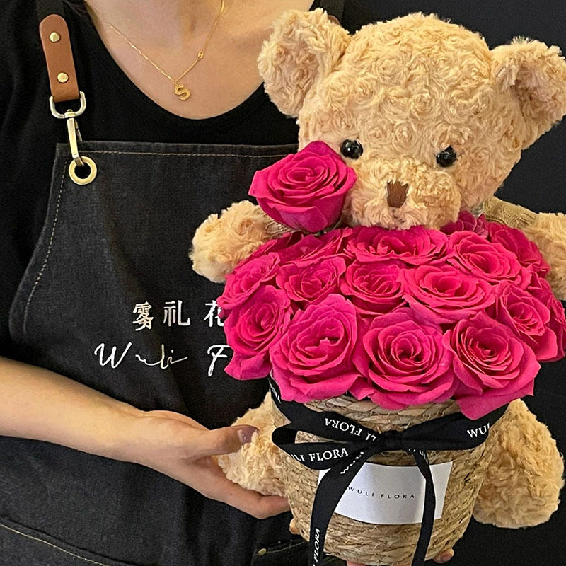 小熊花束卡布奇诺玫瑰p抱抱桶生日鲜花速递同城北京杭州西安配送