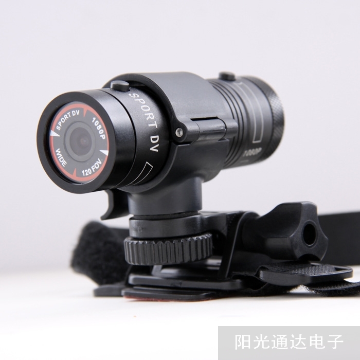 F9 直筒式 防雨水运动相机摄像机高清1080P 自行车摩托车记录仪