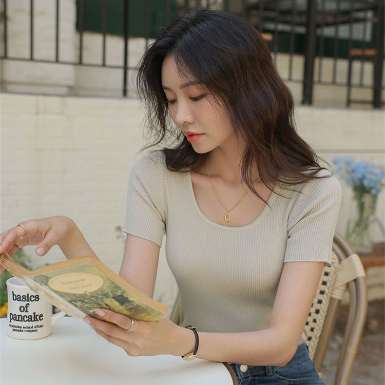 时尚起义韩国代购甜美优雅U领弹力修身螺纹短袖针织T恤od23062002