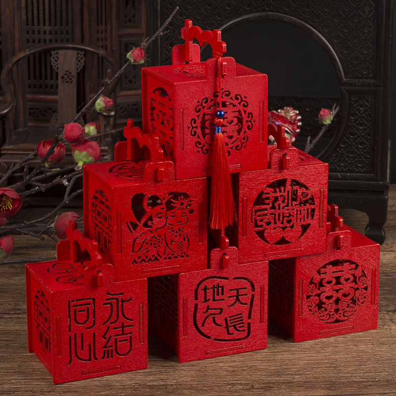 喜糖盒结婚创意中国风2020新款手提木质中式婚礼糖镂空果礼盒