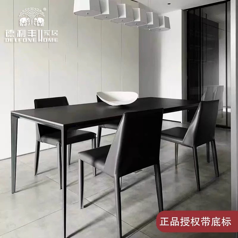 德利丰纯黑岩板铝合金餐桌椅组合网红小户型意式简约长方形饭桌
