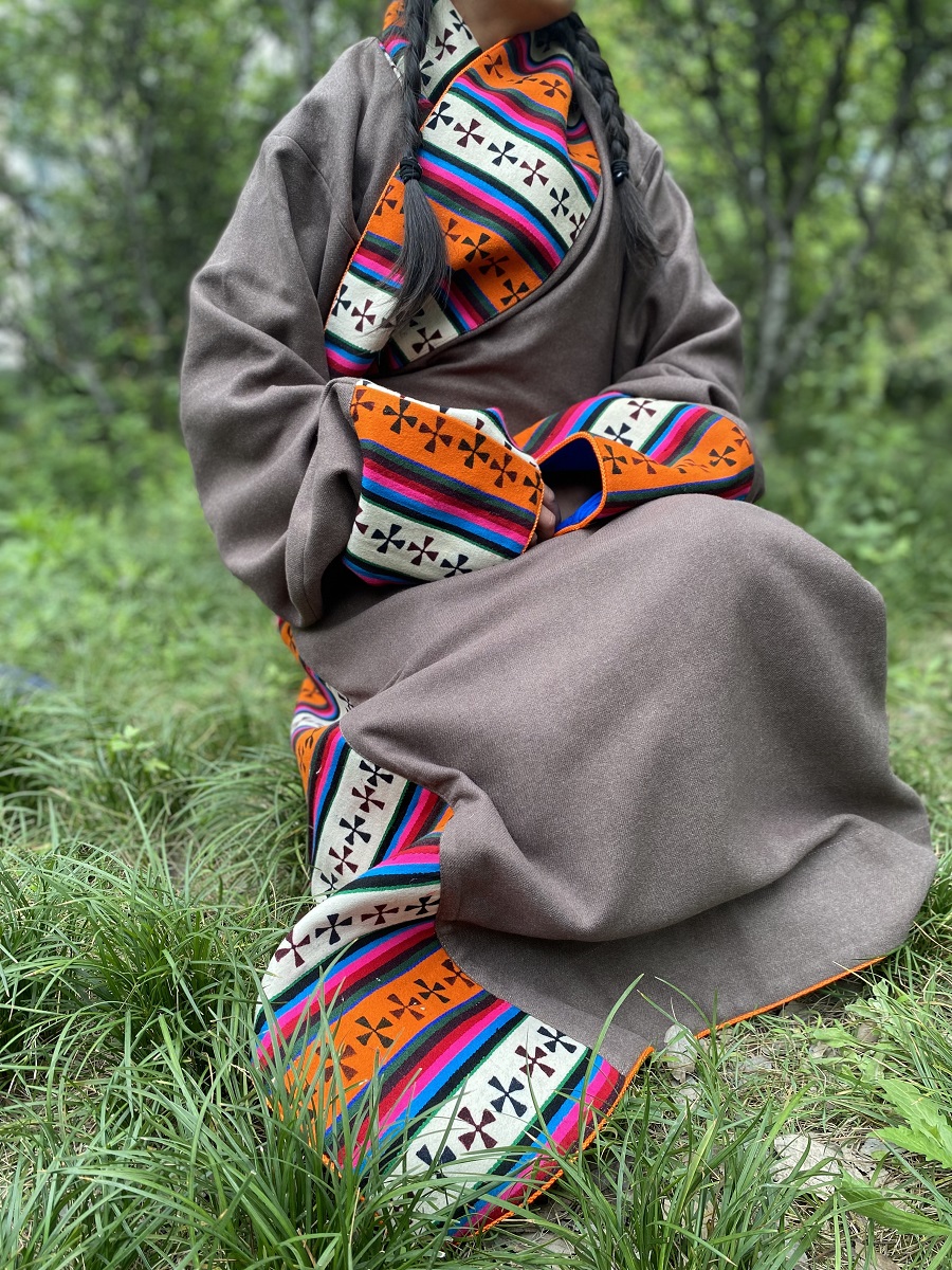 定制藏族生活装演出装艺术照传统精工好版经典氆氇精工好品质藏袍