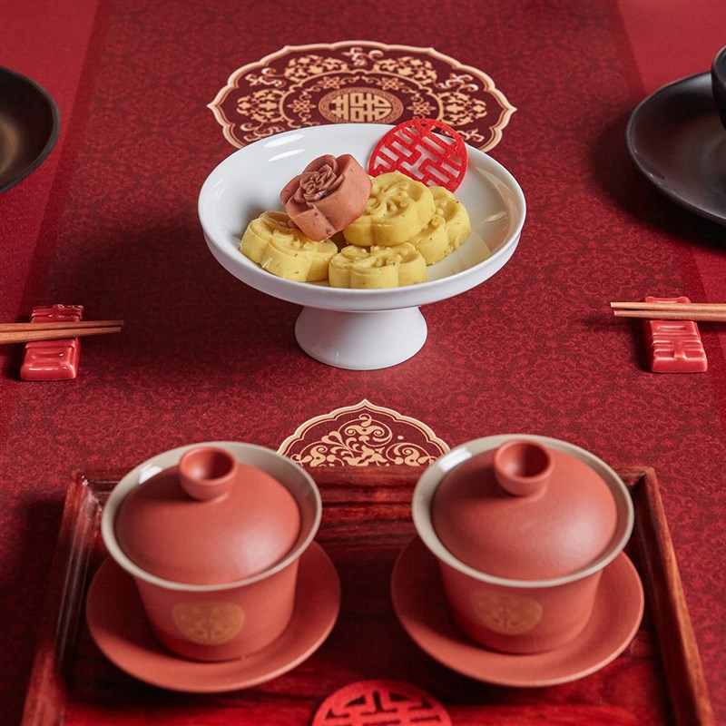 新品红色结婚方桌布防水婚庆茶几中国风喜字餐桌台布婚礼定制中式
