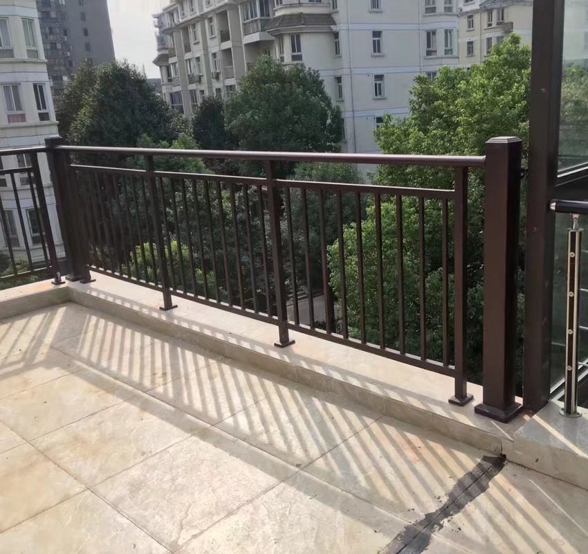 武汉楼梯扶手厂家 阳台围栏栅栏锌钢烤漆庭院防护小区室外 铝合金