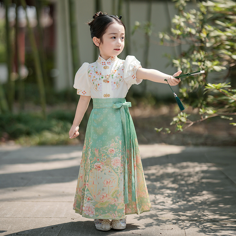 女童马面裙套装2024年春款中式中国风簪花汉服明制儿童古风唐装夏