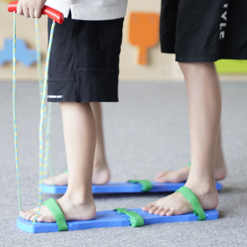 儿童团队协作板幼儿园户外协力双人同步鞋感统训练三人平衡玩具