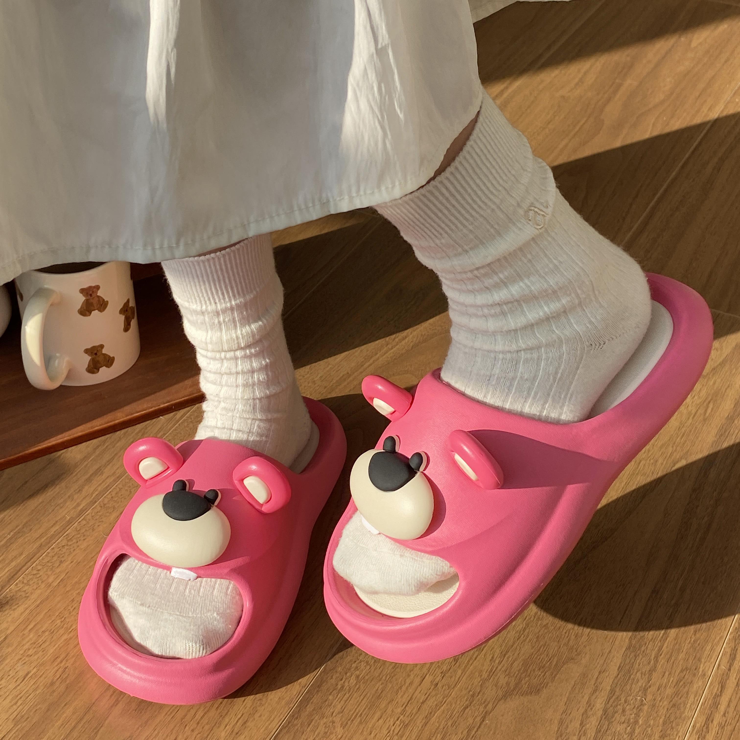 2024新款EVA防滑防臭拖鞋女夏季外穿室内家用草莓熊踩屎感拖鞋女