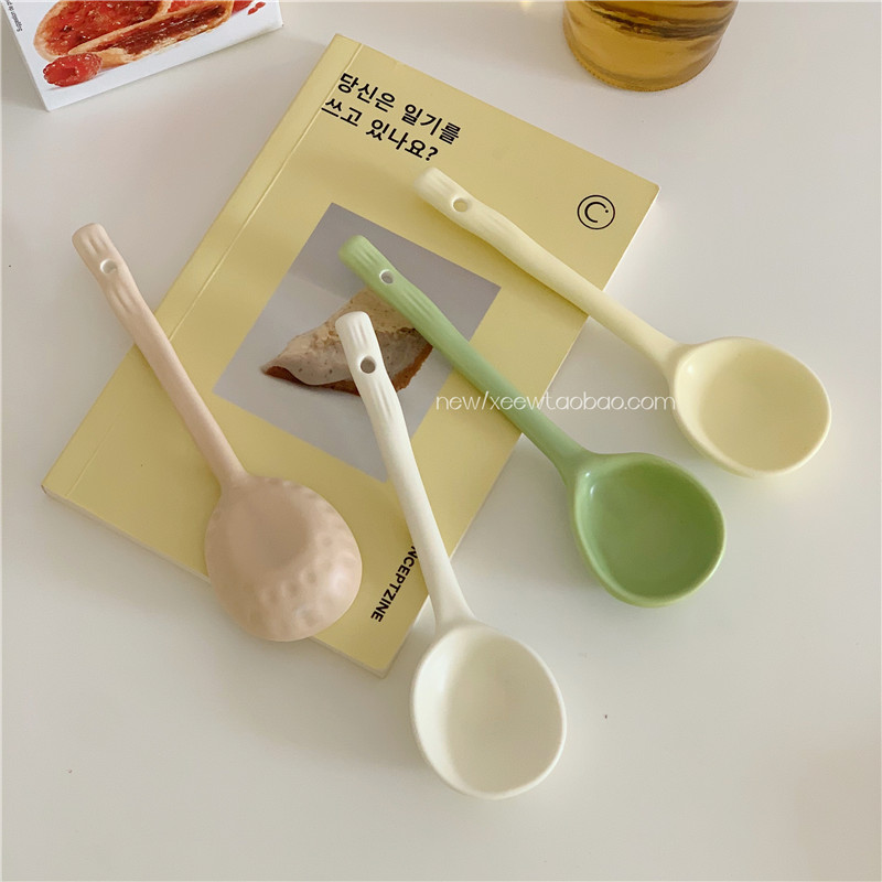 陶瓷勺子ins可爱糖果色小汤勺日式家用吃饭勺高颜值长柄勺甜品勺