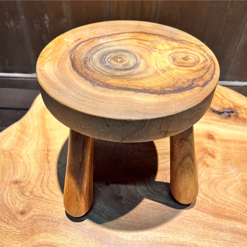 原创香樟木年轮凳原木艺术创意简约板凳矮凳成人小孩民宿圆凳木凳