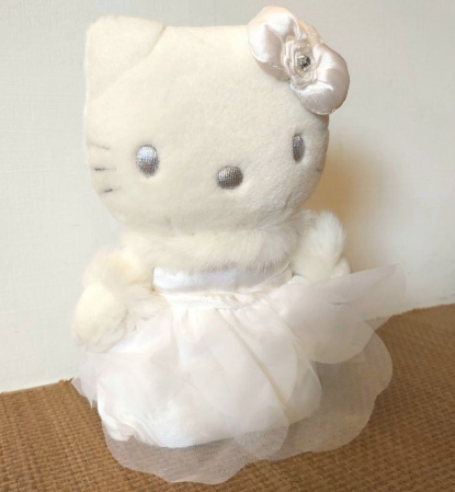 1999年kitty婚纱新娘娃娃 公仔高约20.5公分历史年代悠久高标勿入