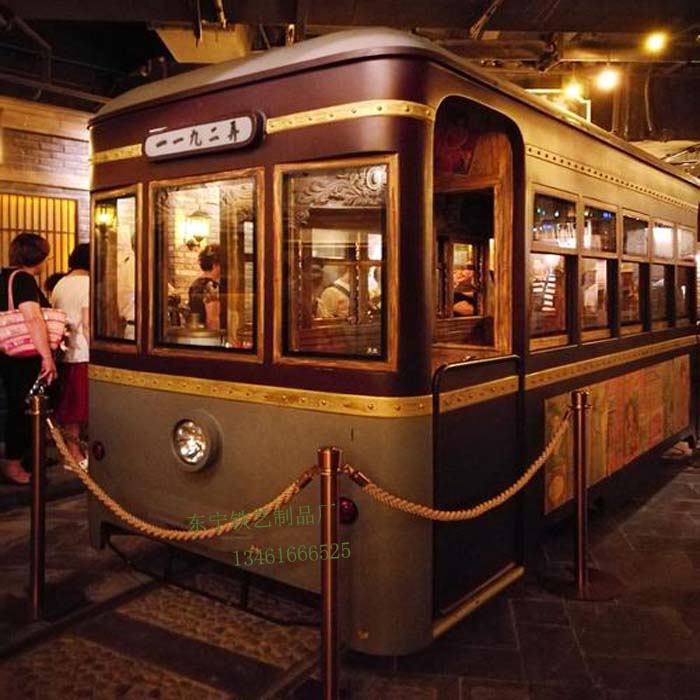 大型仿真铁艺复古有轨电车模型老上海叮当车摆件民国景区装饰道具