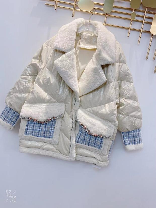 是色卡卡泰国货韩欧潮牌女装冬季新款1.11时尚气质格子加厚短外套