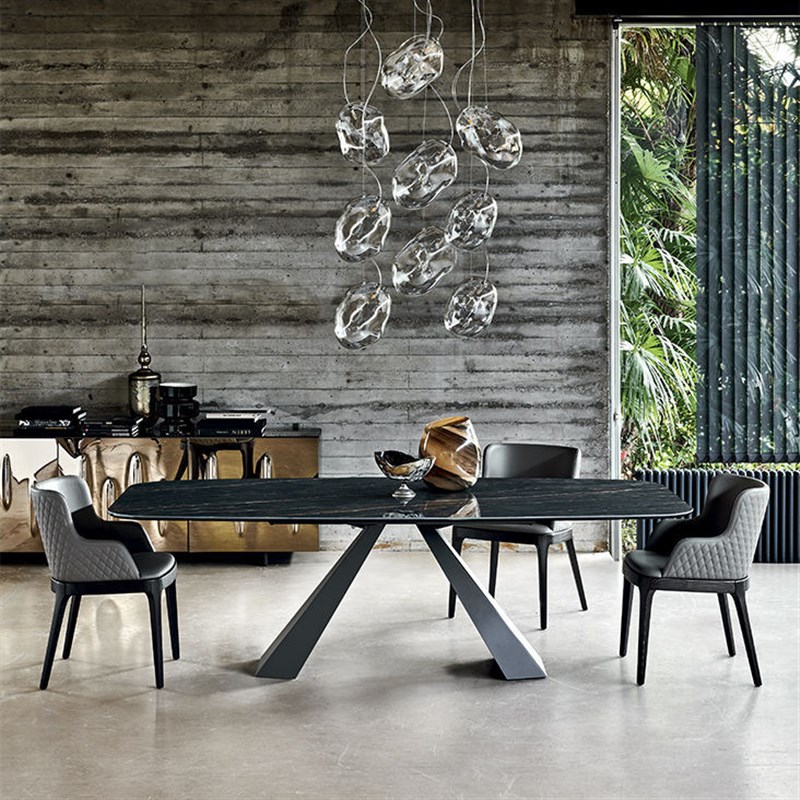 速发北欧现代简约小户型岩板餐桌椅饭桌设计师轻奢意式家用长方形