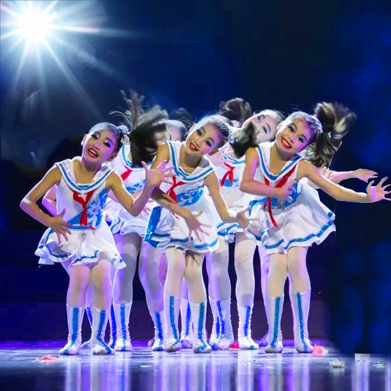 六一红领巾奔向阳光儿童演出中小学生女合唱蓬蓬裙舞蹈表演服