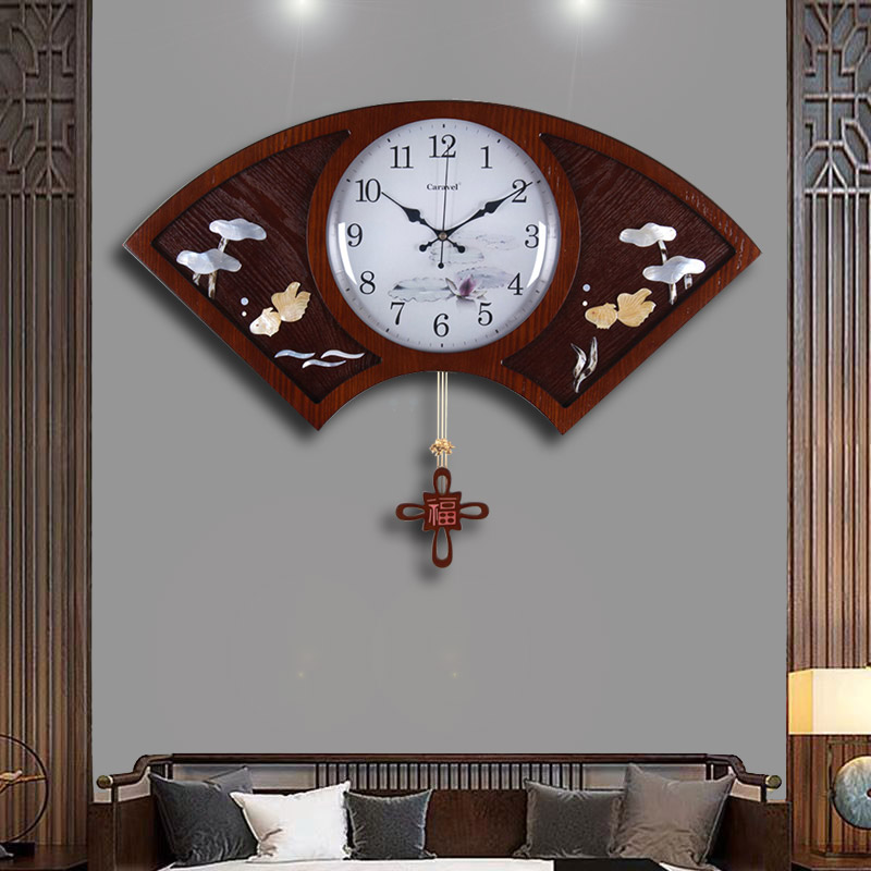 推荐新中式挂钟客厅中国风扇形个性创意时尚石英钟表艺术装饰家用