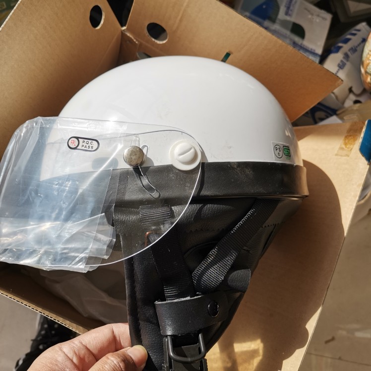 日本psc安全认证四季摩托车电动车经典复古头盔小瓢盔.库存有点脏