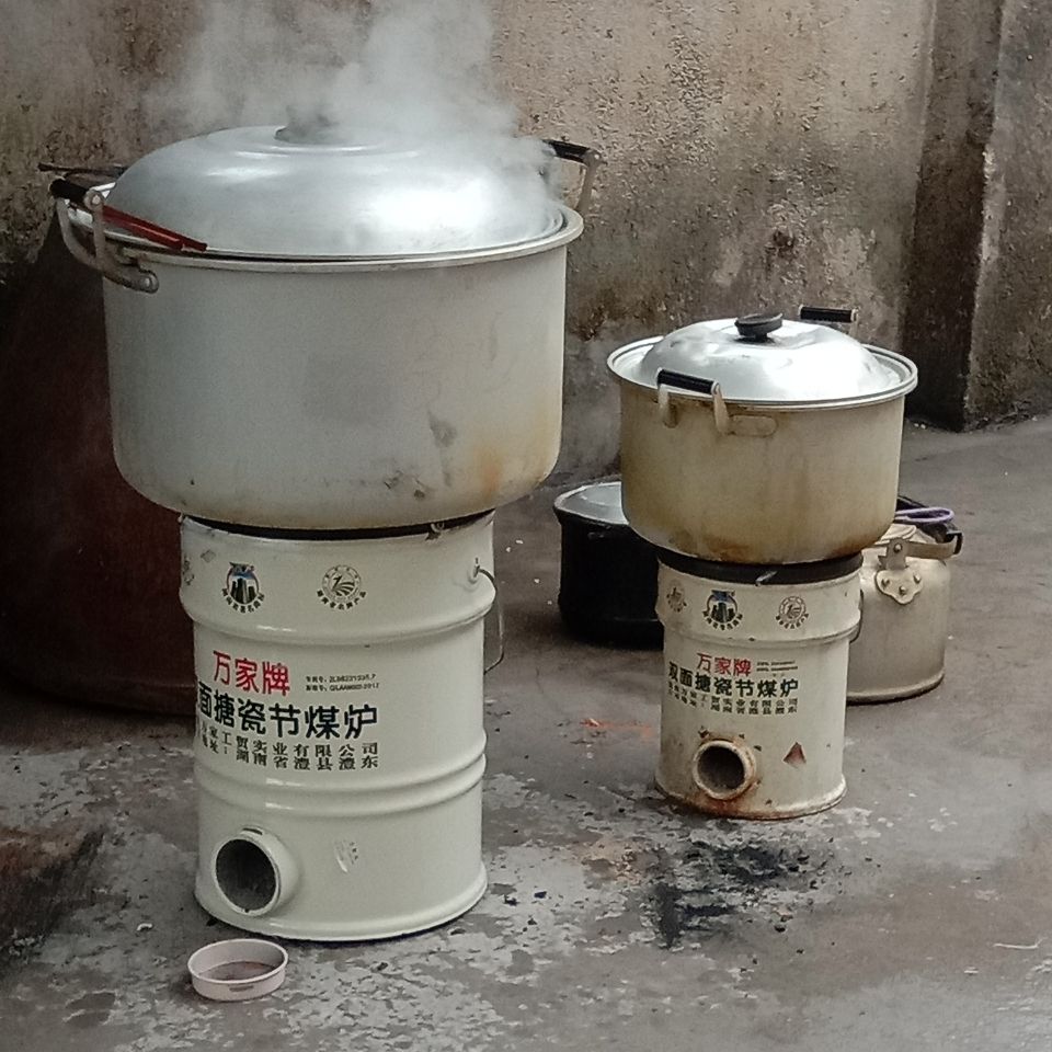蜂巢炭炉子老式传统节能炉子炭火炉煤炭烤火炉取暖家用煮茶做饭