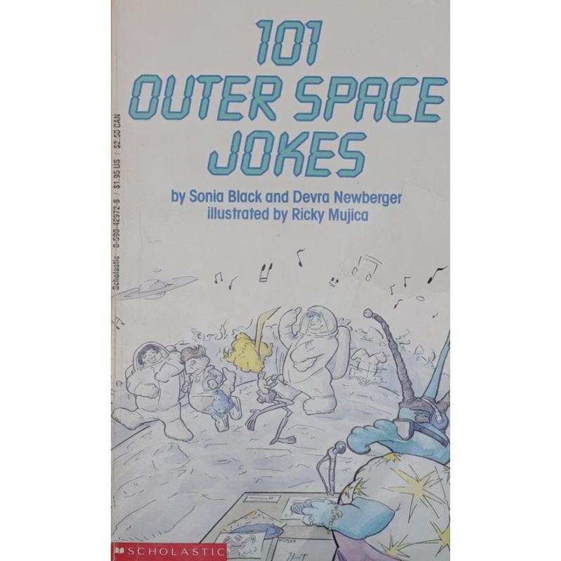 101 Outer Space Jokes 101 Joke Book by Sonia Black Devra Newberger平装Scholastic101 外层空间笑话 (101 笑话书)