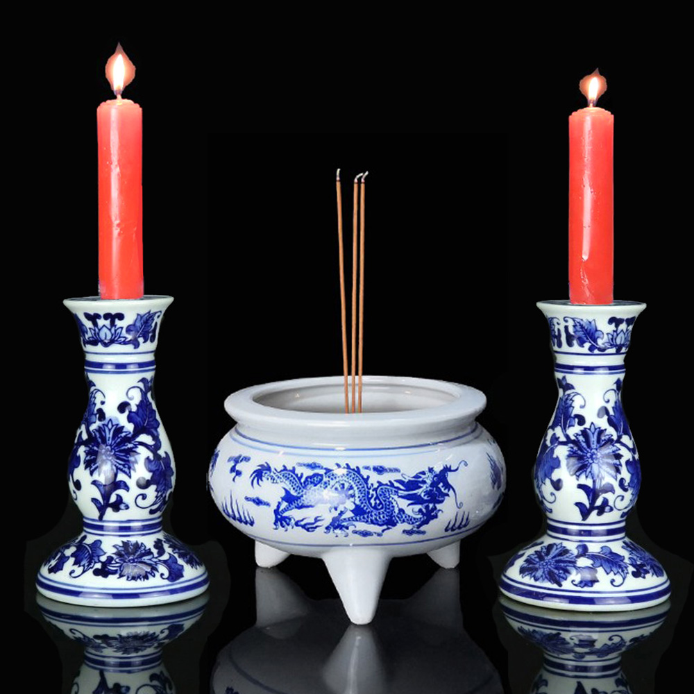 景德镇陶瓷青花瓷蜡烛台套装中式风格瓷器摆件三足香炉古典仿古