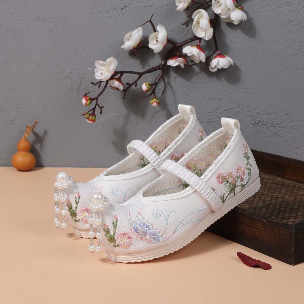 儿童汉服鞋子女古风老北京布鞋女童绣花鞋中国风学生古装表演出鞋