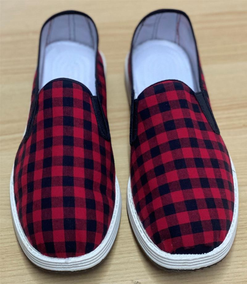 2022年女款布鞋四季中国风红色格子透气养生防滑耐磨舒适一脚蹬