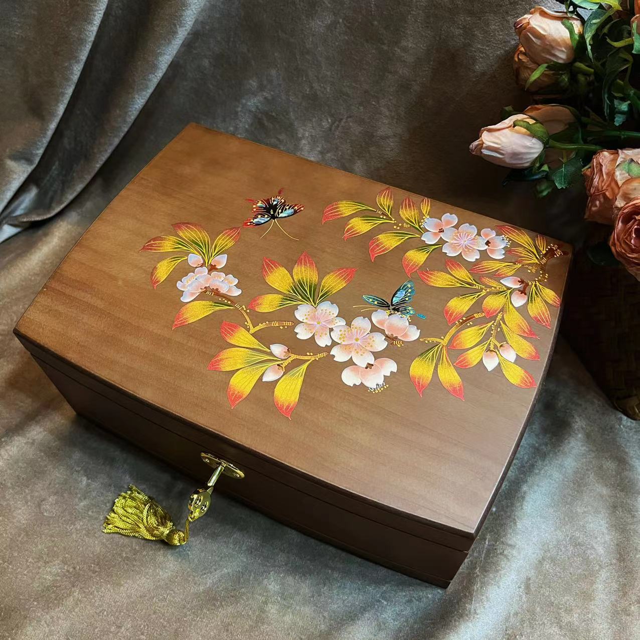 中式复古木质首饰盒实木收纳盒饰品盒古风中国风花卉珠宝盒礼物